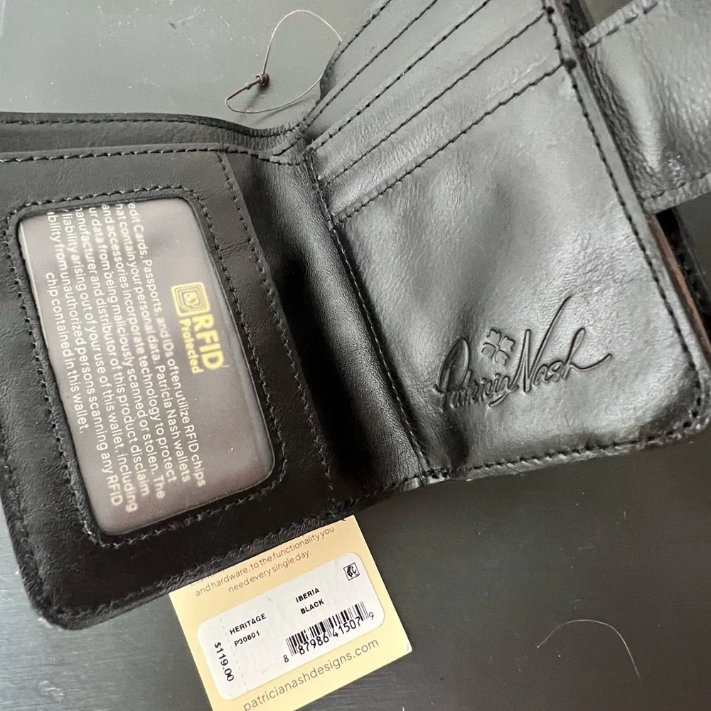 NWT Patricia Nash Heritage Collection Iberia Wallet in Black Leather